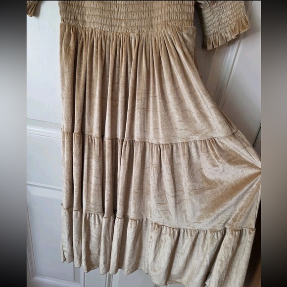 Baltic Born Gold velvet midi Smock Dress Size Medium - Picture 3 of 9